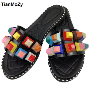 rivet women sandals summer mixed colorful shoes exposed toe mules female home slippers flat pu black white shoes punk style - aliexpress.ma